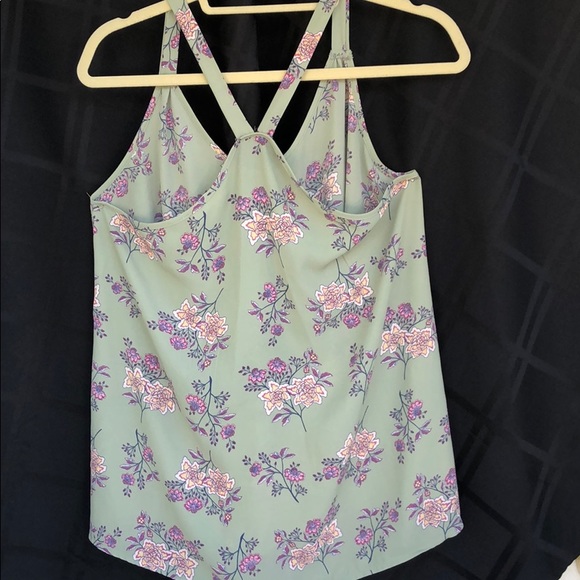 Tank - Picture 4 of 5